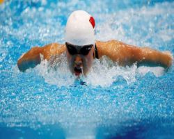 السبّاحة الصينية «جياو» تفوز بذهبية سباق 200 متر فراشة في لندن